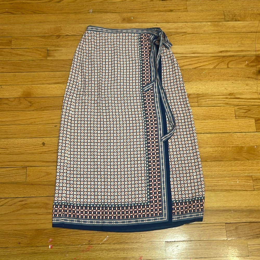 Max studious wrap skirt